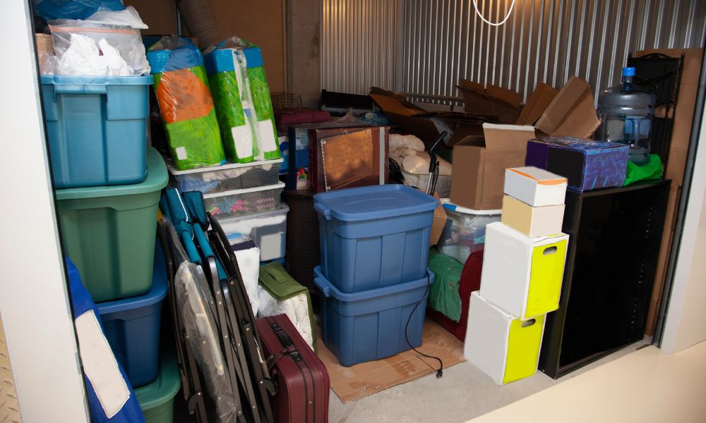 Clearing Out a Storage Unit: A Step-by-Step Guide