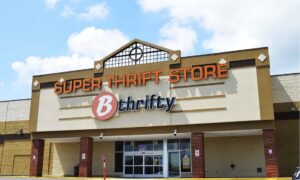Free clothes for kids at B-thrifty
