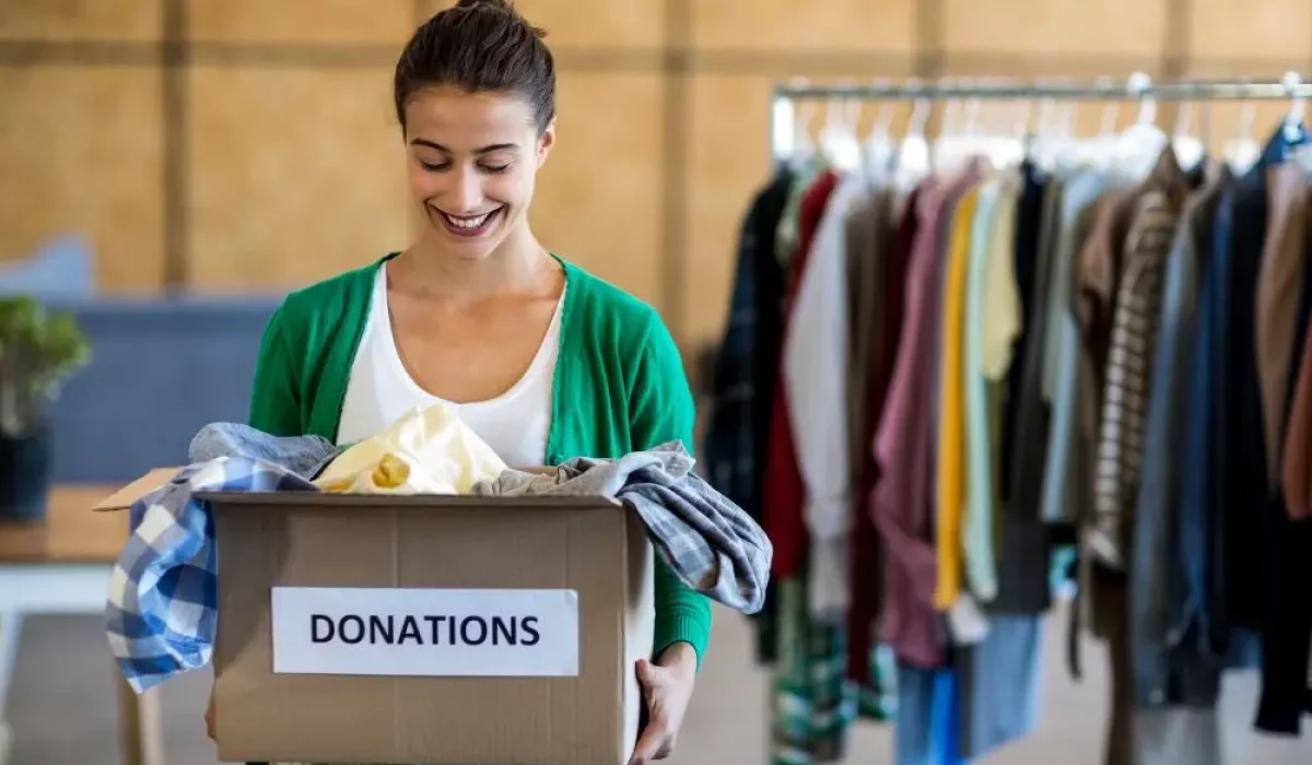 The 5 Best Items To Donate in the Summer